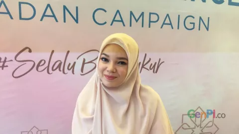 Dewi Sandra Sarankan Kurma untuk Buka Puasa - GenPI.co