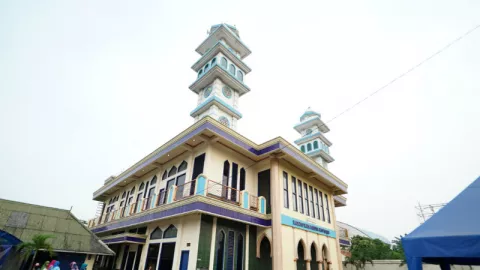 Masjid Raya Baitul Muttaqin, 'Tetangga' Kawasan Prostitusi Boker - GenPI.co