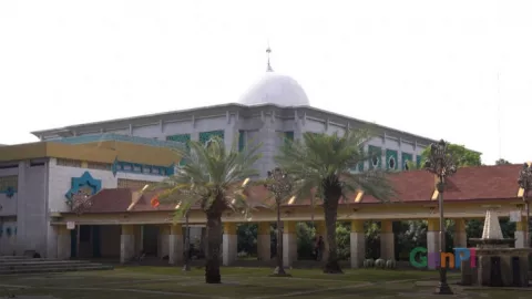 Masjid Seharga Rp250 Miliar - GenPI.co
