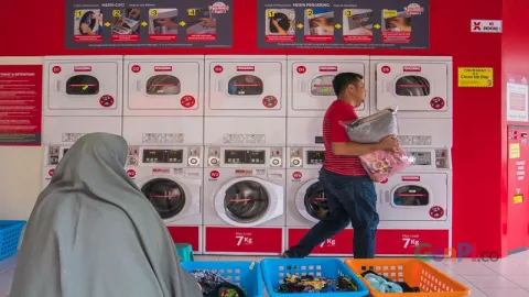 Asisten Rumah Tangga Mudik, Usaha Laundry Laris Manis - GenPI.co