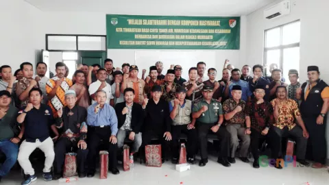 Danramil 702 Pondok Gede Ajak Komponen Warga Bersatu dalam NKRI - GenPI.co
