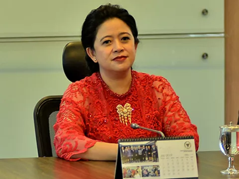 BEM UI Beraksi: Puan Maharani Berbadan Tikus, DPR Jadi Dewan Perampok Rakyat - GenPI.co