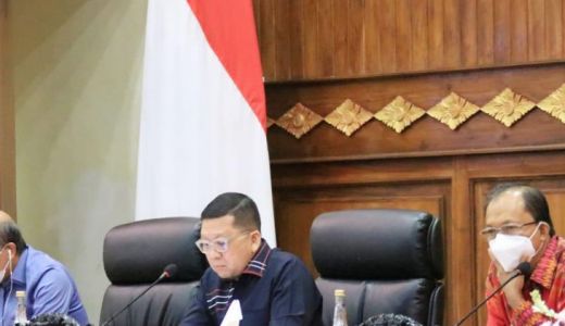 Wisman Tak Patuh Prokes Bali, Gubernur Koster Ancam Deportasi - GenPI.co BALI