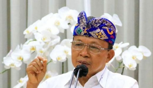 Gubernur Koster Minta Wisatawan Lindungi Budaya Bali, demi Apa? - GenPI.co BALI