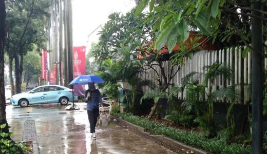 BMKG Minta 2 Wilayah Bali Waspada, Prakiraan Cuaca Hari Ini - GenPI.co BALI
