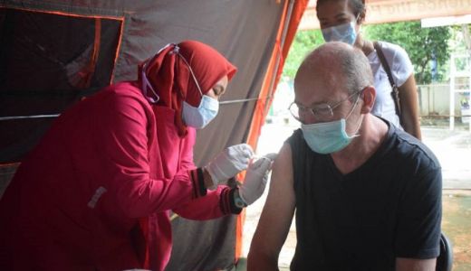PMI Kota Tangerang Buka Vaksinasi Booster, Terima Dosis 1 dan 2 - GenPI.co BANTEN