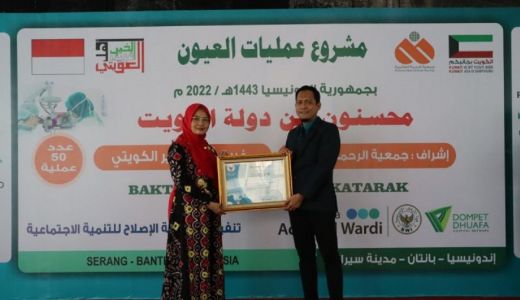 Sering Beri Program Sosial, RS Mata Achmad Wardi Raih Penghargaan - GenPI.co BANTEN