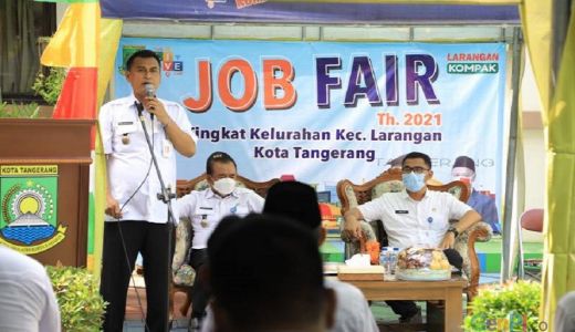 8 Kelurahan di Kecamatan Larangan Selenggarakan Job Fair Serentak - GenPI.co BANTEN