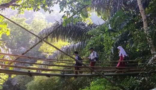 Bupati Cianjur Miliki Target Bangun Jembatan Selesai di 2022 - GenPI.co JABAR