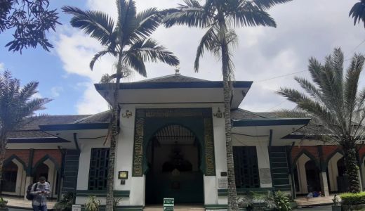 Sejarah Panjang Masjid Besar Cipaganti, Nyaris dirobohkan Belanda - GenPI.co JABAR