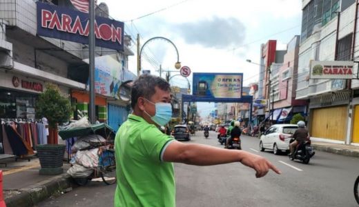 PKL di Kawasan Perkotaan Kabupaten Garut kembali Dibersihkan - GenPI.co JABAR