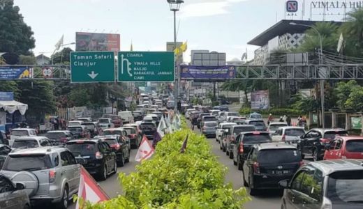 Banyak Banget, 11.000 Mobil Bergerak Menuju Puncak Pagi Kemarin - GenPI.co JABAR