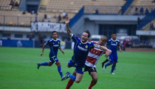 Persib Kalah Dari Madura United, Marc Klok Salahkan Orang Ini - GenPI.co JABAR