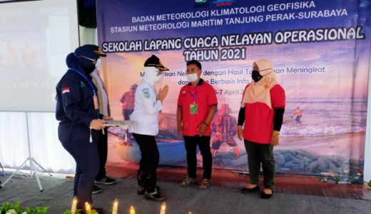 BMKG Beri Pembekalan kepada Nelayan Melalui Sekolah Cuaca - GenPI.co JATIM