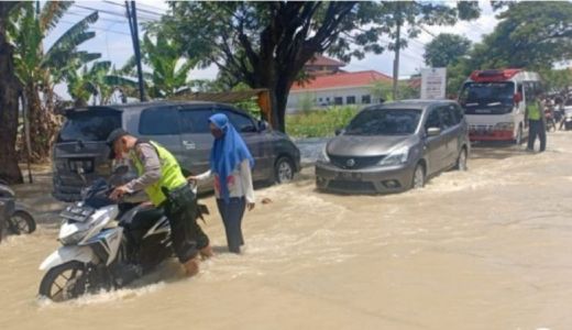 Wagub Jatim Punya Solusi Penanganan Banjir Kali Lamong - GenPI.co JATIM