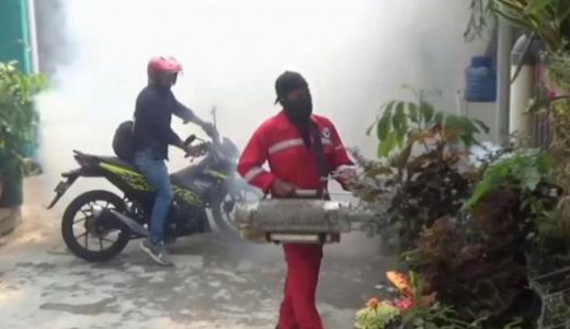 Cegah Demam Berdarah, Dinkes Magetan Fogging 120 Rumah - GenPI.co JATIM