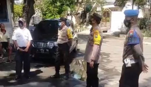 Polisi Patroli Keamanan di Surabaya Terus Digeber Selama Lebaran - GenPI.co JATIM