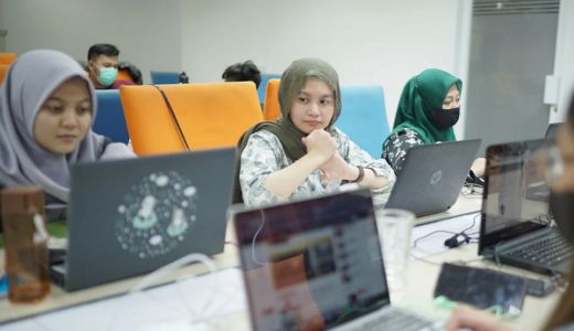 Lowongan Kerja PT Global Service Indonesia, Butuh Programmer - GenPI.co JATIM