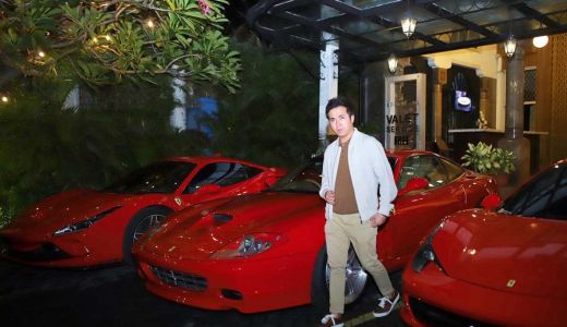 Crazy Rich Surabaya Buat Salfok di Pertemuan Klub Ferrari - GenPI.co JATIM
