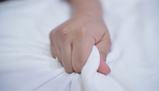 Posisi Berhubungan Ranjang Saat Hamil, Dijamin Tetap Nikmat - GenPI.co JATIM