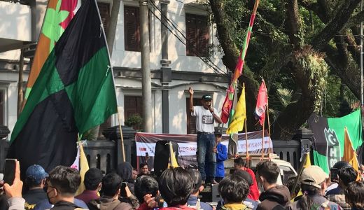 5 Tuntutan Mahasiswa Saat Demo di Kota Malang - GenPI.co JATIM