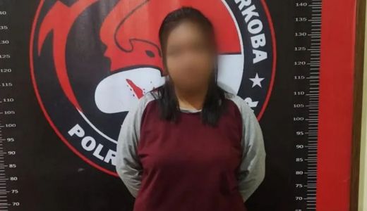Wanita Muda Sering Lakukan Perbuatan Terlarang Ditangkap Polres Kutai Timur - GenPI.co KALTIM
