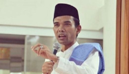 Peci Ustadz Abdul Somad Laku Rp25 Juta di Lombok Tengah - GenPI.co NTB