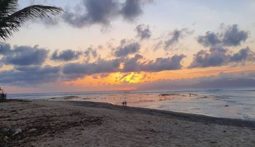 Pesona Pantai Lakey Dompu Bikin Wisatawan Betah - GenPI.co NTB