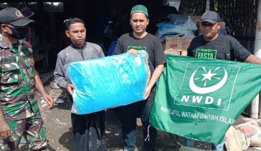 Sinar 5 Care Lombok Tengah Bantu Korban Puting Beliung - GenPI.co NTB