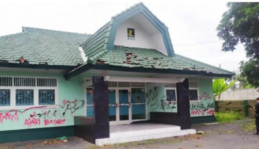 Astaga, Kantor DPC PPP Lombok Timur Dirusak Orang - GenPI.co NTB