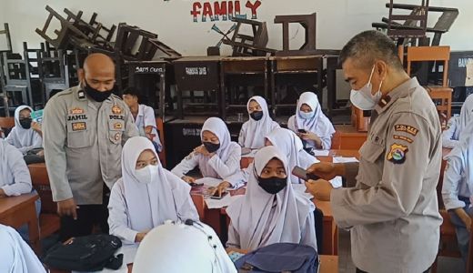 Cegah Kejahatan, Polres Lombok Tengah Lakukan ini ke Pelajar - GenPI.co NTB