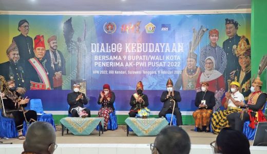 Peringatan HPN, Bupati KSB Kisahkan Budaya Siru' - GenPI.co NTB