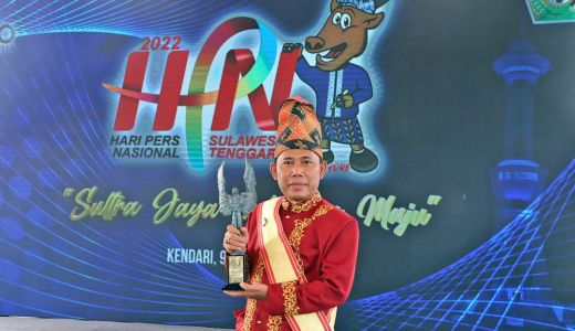 Selamat, Bupati KSB Raih Abyakta Anugerah Kebudayaan PWI - GenPI.co NTB