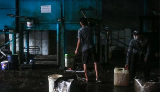 Cek Gudang Distributor Minyak Curah, Polresta Mataram Temukan ini - GenPI.co NTB
