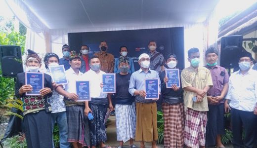 300 Sarhunta di Loteng Terima Sertifikat Indonesia Care - GenPI.co NTB
