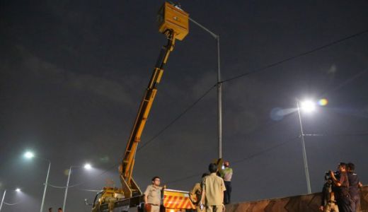 Kementerian ESDM Hibahkan 552 Lampu LED untuk Lobar - GenPI.co NTB