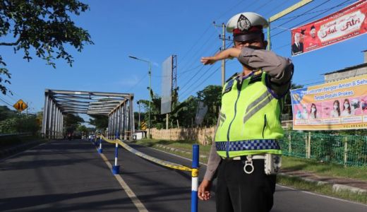 Lebaran Ketupat, Polres Mataram Terapkan Buka Tutup Objek Wisata - GenPI.co NTB
