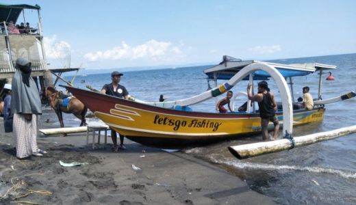 BMKG Ingatkan Warga NTB Gelombang Pasang Laut - GenPI.co NTB