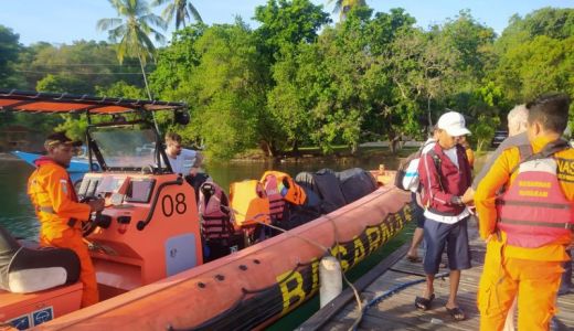 Tim SAR Selamatkan 2 Bule yang Kapalnya Kandas di Sumbawa - GenPI.co NTB