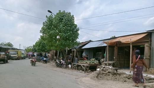 Pemkot Mataram Tertibkan Pedagang di Pasar Selak Mandalika - GenPI.co NTB