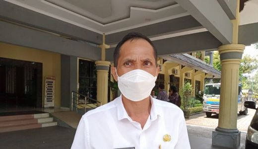 Cegah Sampah ke Laut, Dinas PUPR Mataram Pasang Jaring di Sungai - GenPI.co NTB