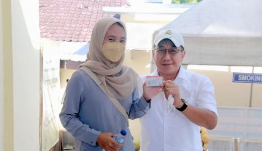 Contoh Baik, Putri Kapolda NTB Ikuti Prosedur Tes SIM C - GenPI.co NTB