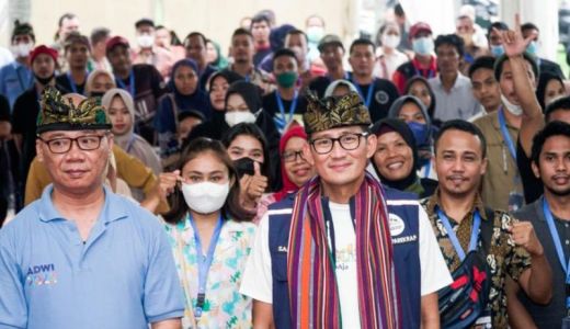 Menteri Sandi Minta Masyarakat Terlibat Dukung Desa Wisata - GenPI.co NTB