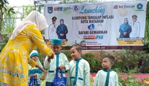 600 Paket Makanan Olahan Ikan untuk Anak di Mataram - GenPI.co NTB