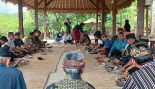 Sangkap Warige, Tradisi Musyawarah untuk Bau Nyale - GenPI.co NTB