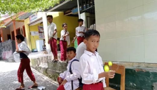 Disdik Mataram Larang Siswa Bawa Lato-lato ke Sekolah - GenPI.co NTB