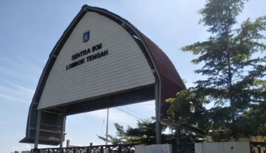 Lombok Tengah Siapkan Rp 200 Juta Perbaiki Pasar Seni - GenPI.co NTB