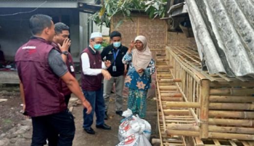 Mandi Lumpur di TikTok, Ibu Asal Lombok Tengah Dapat Bantuan - GenPI.co NTB
