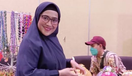 Rajin Ikut Pelatihan, Lies Herawati Bisa Bangun Usaha Kerajinan Bosara di Makassar - GenPI.co NTB