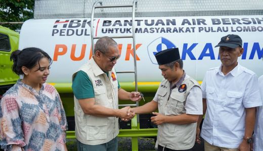 Atasi Masalah Air Bersih, Haji Bambang Kristiono Tambah 2 Mobil Tangki - GenPI.co NTB